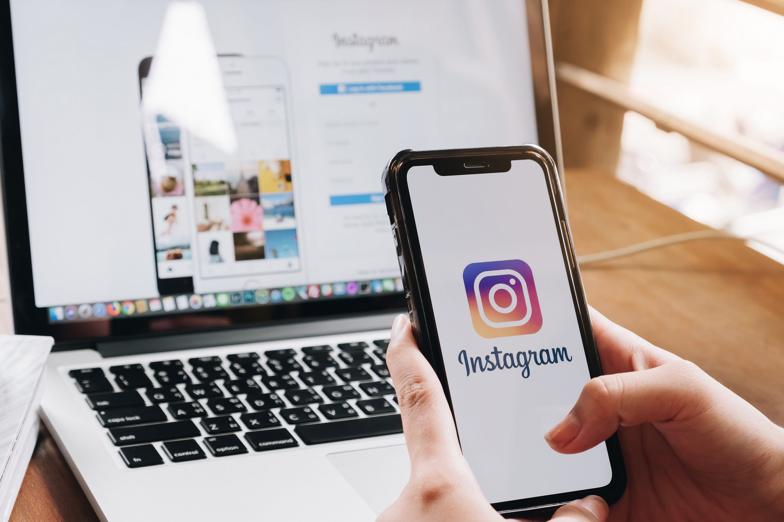  INSTAGRAM KUWEKA SEHEMU YA KUPOST KATIKA TOVUTI YAKE