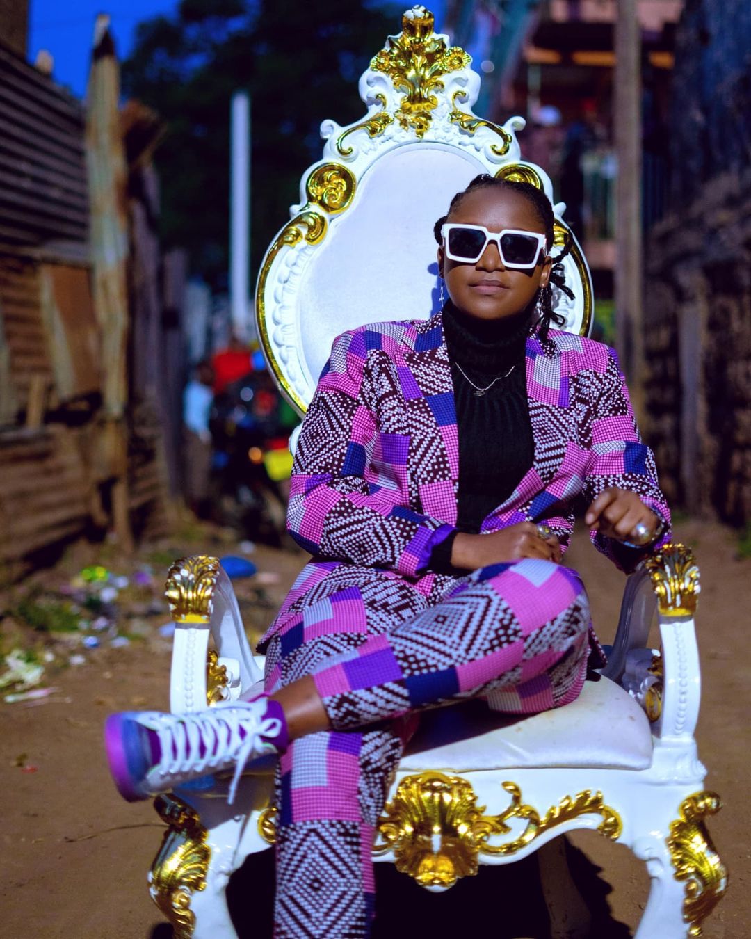  FENA GITU AWAPA SOMO MASHABIKI WANAOMFANANISHA NA RAPA FEMI ONE