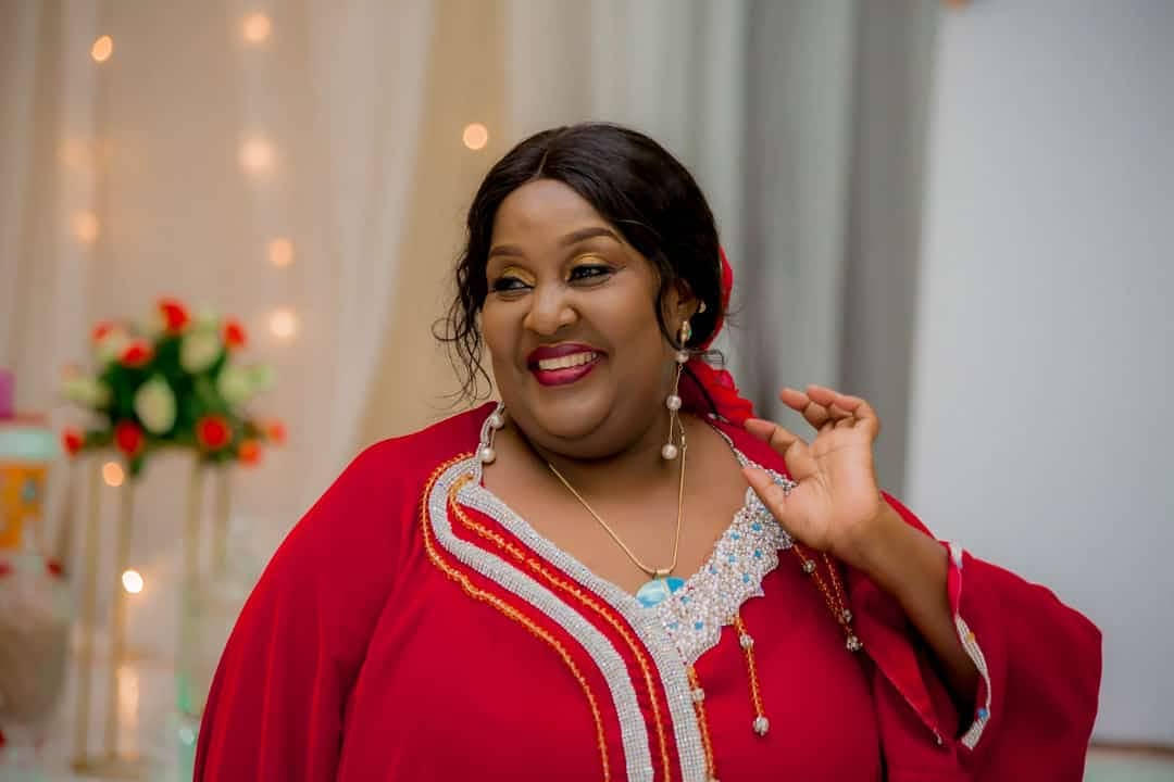  KHADIJA KOPA AVUNJA KIMYA CHAKE KUHUSU ISHU YA DIAMOND KUTOKA KIMAPENZI NA ZUCHU