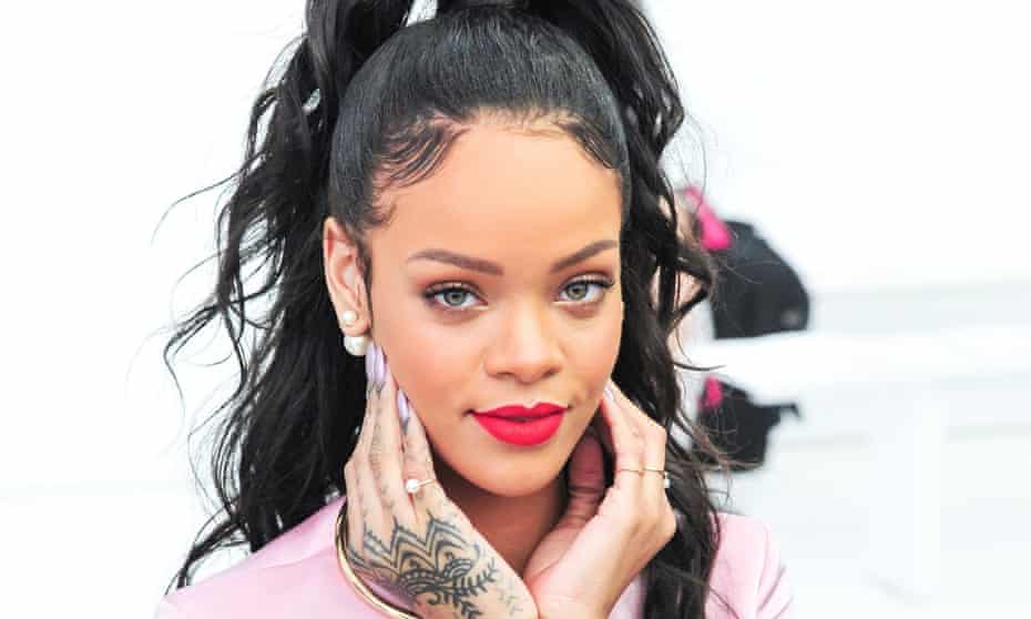  RIHANNA AANDIKA REKODI NYINGINE YOUTUBE, VIDEO YAKE YAFIKISHA VIEWS BILLIONI 1