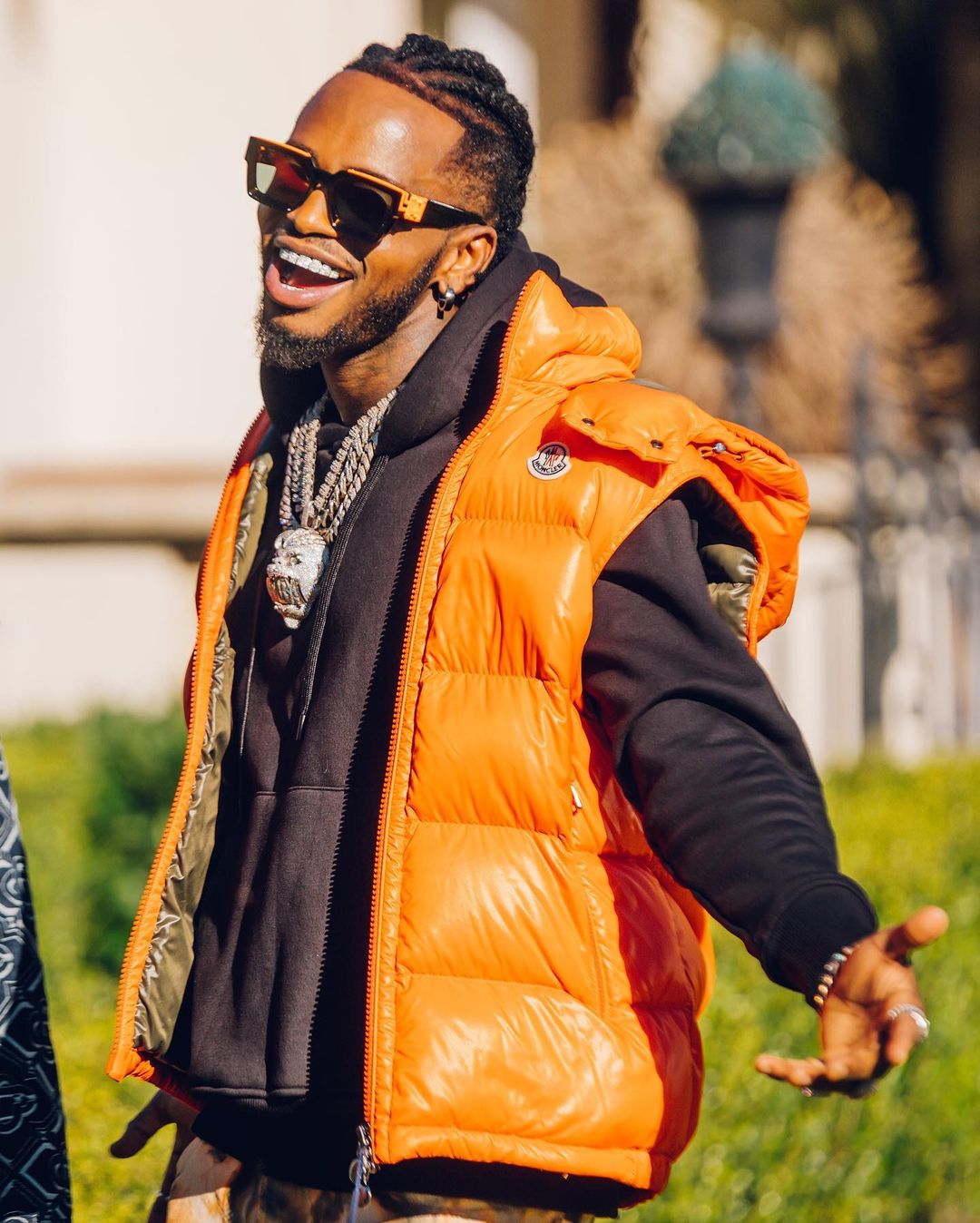  DIAMOND PLATINUMZ AWEKA REKODI YA KUTUMBUIZA KWENYE SHOW MAALUM ILIYOANDALIWA NA GRAMMY