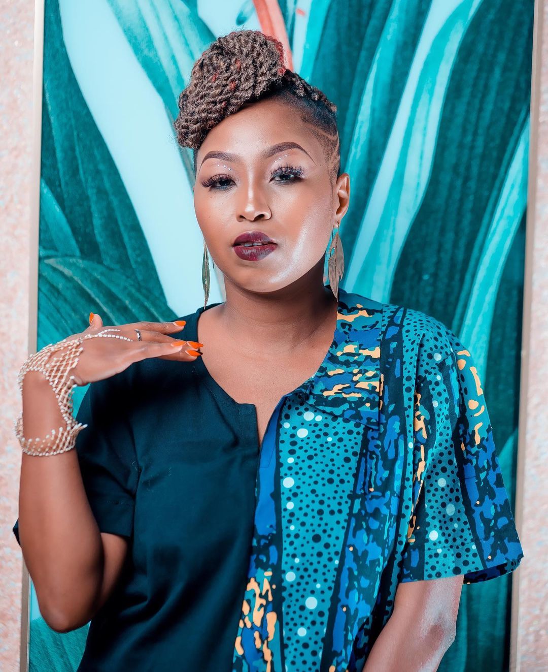  MSANII WA KIKE KUTOKA KENYA VIVIAN AKIRI KUPITIA MAGUMU KIMAISHA