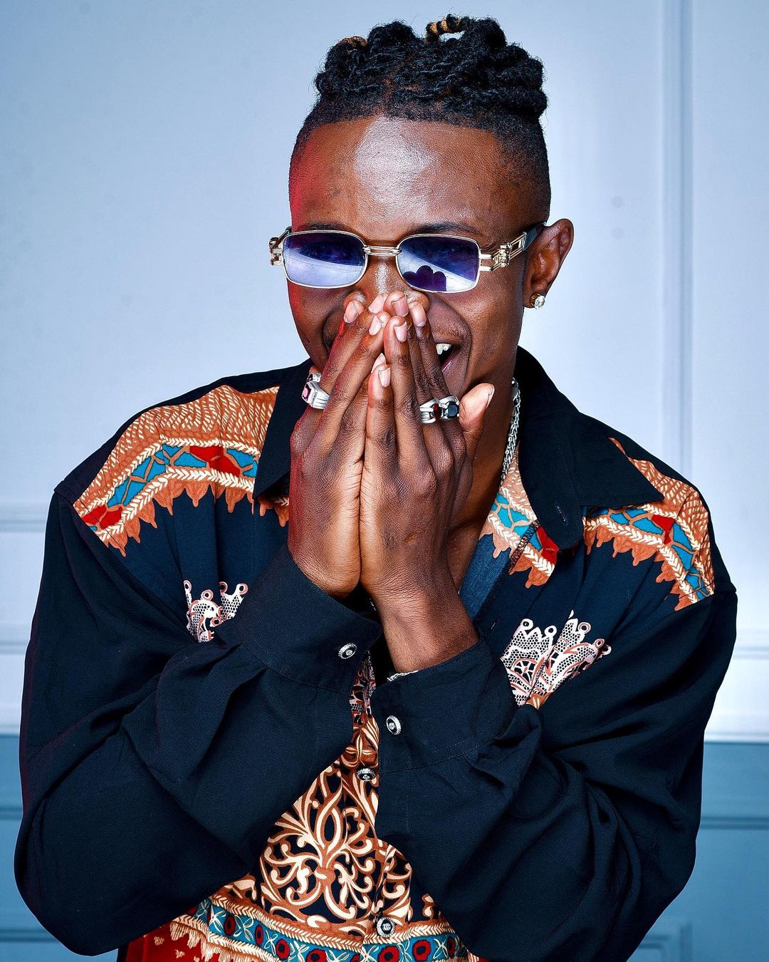  MR SEED AMZAWADI MAMA YAKE MZAZI KIPANDE CHA ARDHI