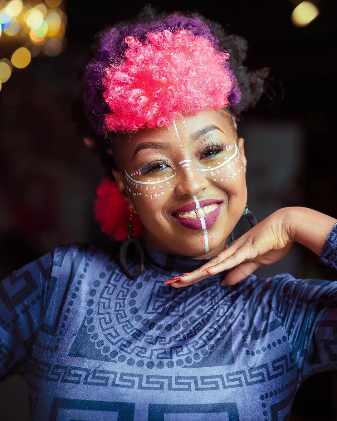  VIVIAN AWAPA SOMO WASANII WA KIKE NCHINI KENYA