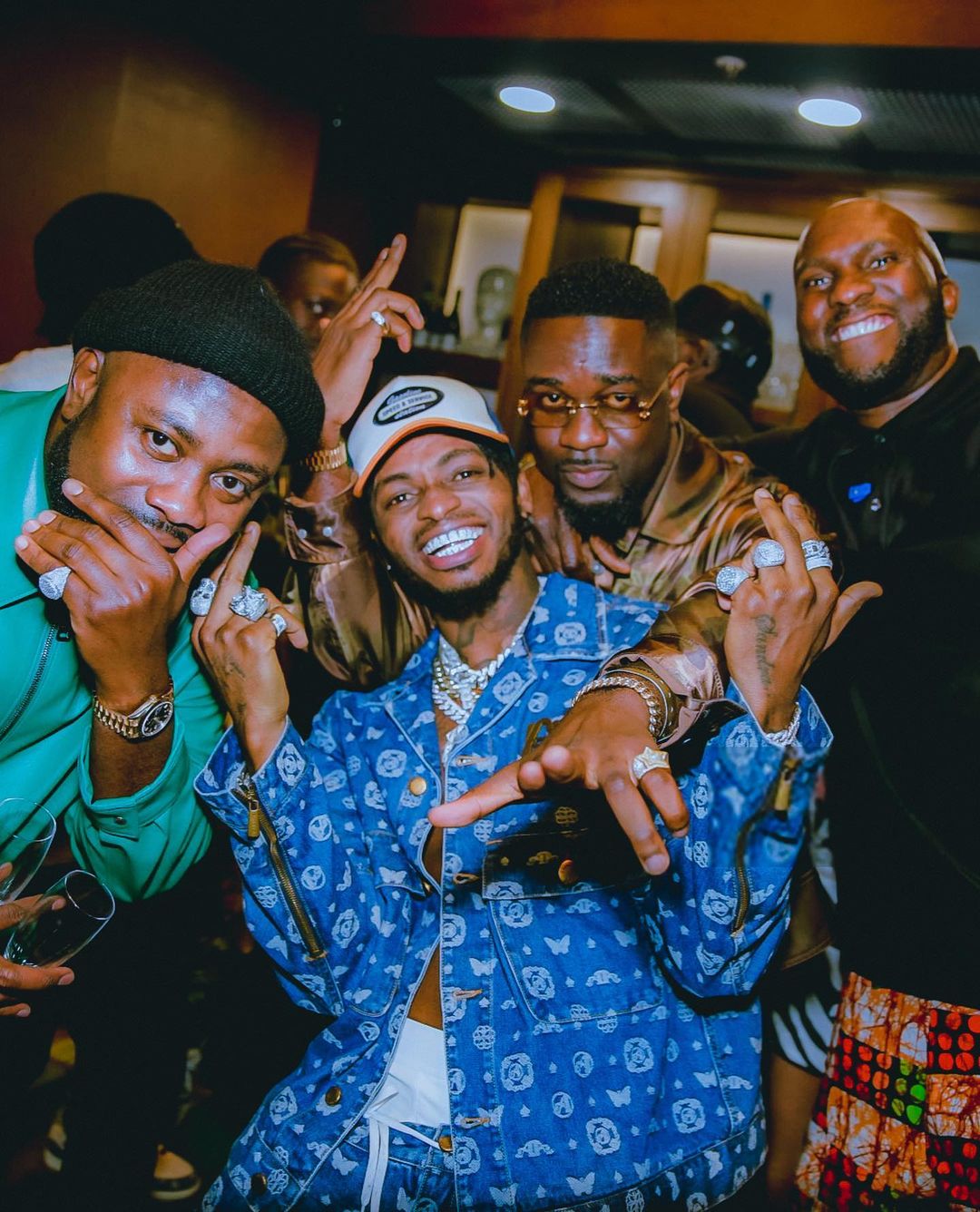  AKAUNTI YA DIAMOND PLATNUMZ YAFUTWA YOUTUBE