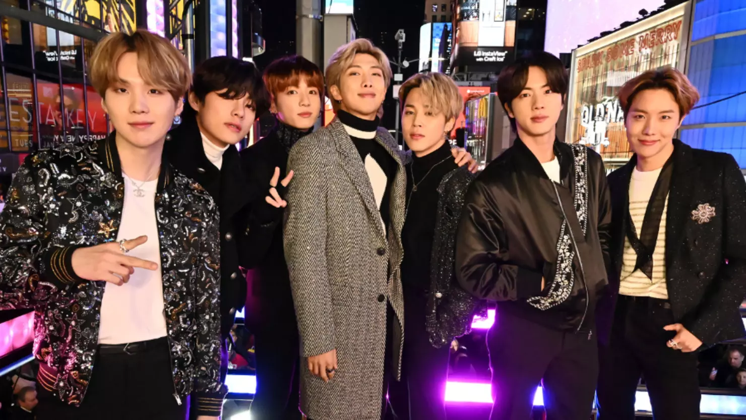  KUNDI LA BTS KUTOKA KOREA KUSINI KUPATA MAFUNZO YA KIJESHI MWAKA HUU