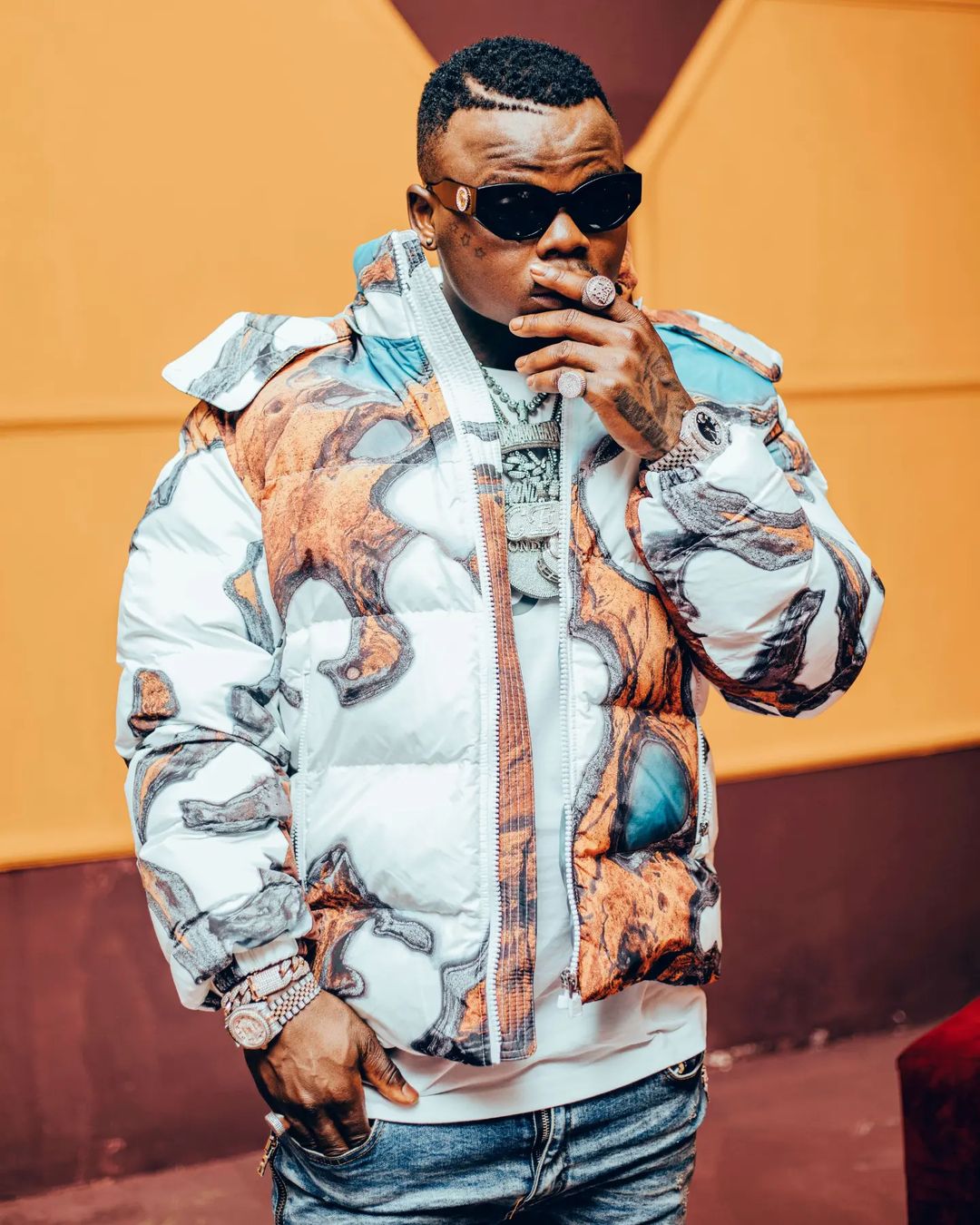  HARMONIZE ATANGAZA JINA LA BRAND YAKE YA SIGARA