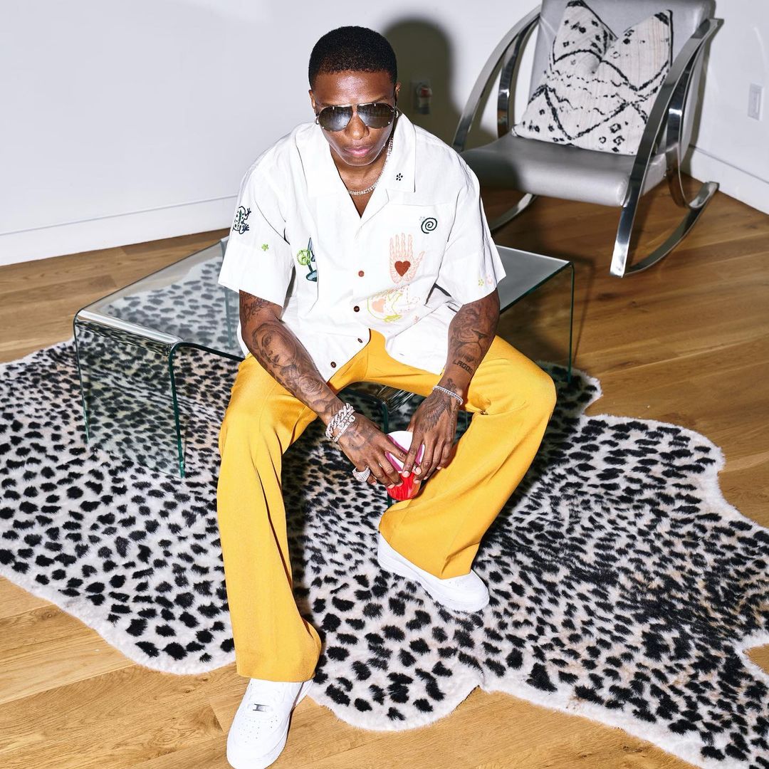  WIZKID AWEKA REKODI APPLE MUSIC