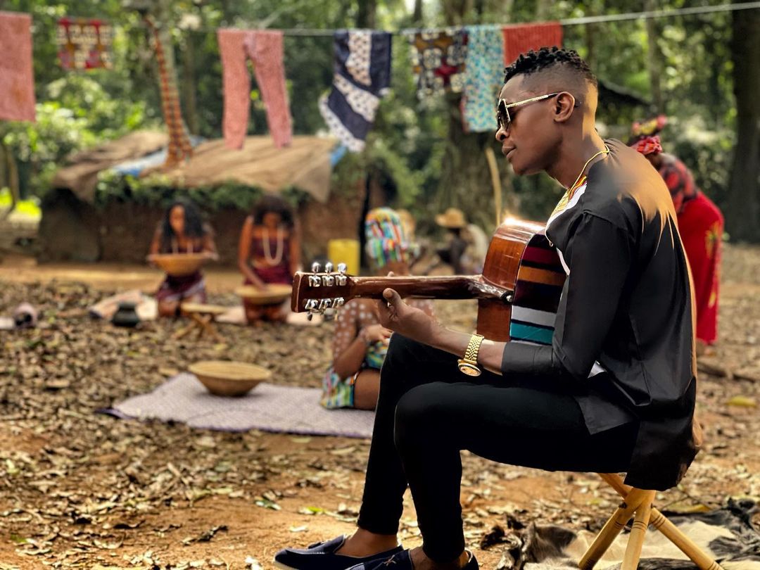  CHAMELEONE AFUNGUKA KUHUSU BIFU YAKE NA BOBI WINE