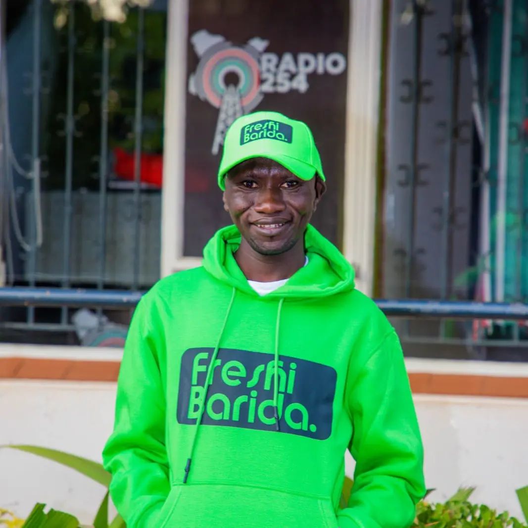  STEVO SIMPLE BOY AFUNGA NDOA YA KITAMADUNI NA MCHUMBA WAKE JENNY WANGUI
