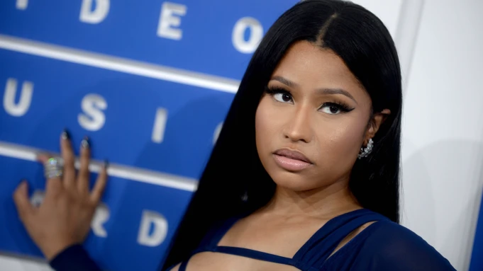  NICK MINAJ AMSHTAKI YOUTUBER NOSEY HEAUX KWA KUMCHAFUA MTANDAONI