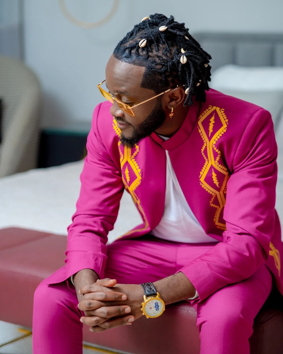  Bahati akerwa na kitendo cha mashabiki kumuita mheshimiwa