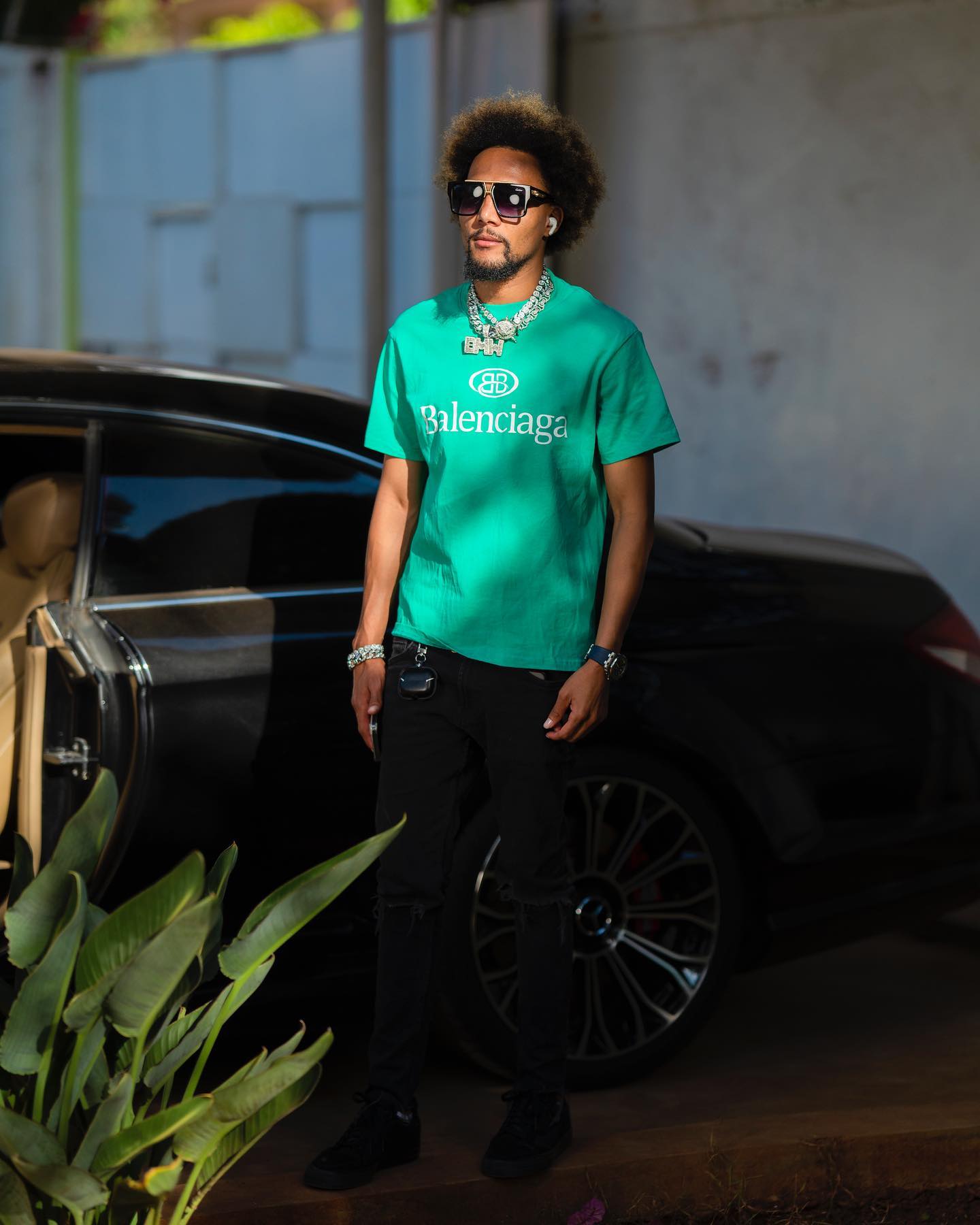  Krg The Don ajitolea kumsaidia Director wa video za muziki nchini Kenya Tiger Mind Vision