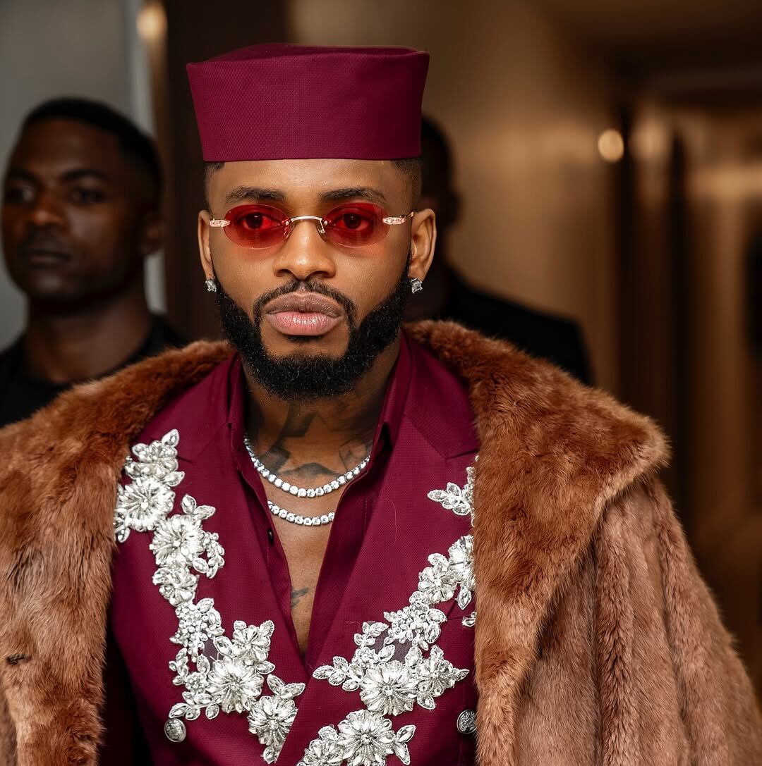  Msanii Diamond Afunguka Kuhusu Kipaji Chake cha Kuandika Mashairi
