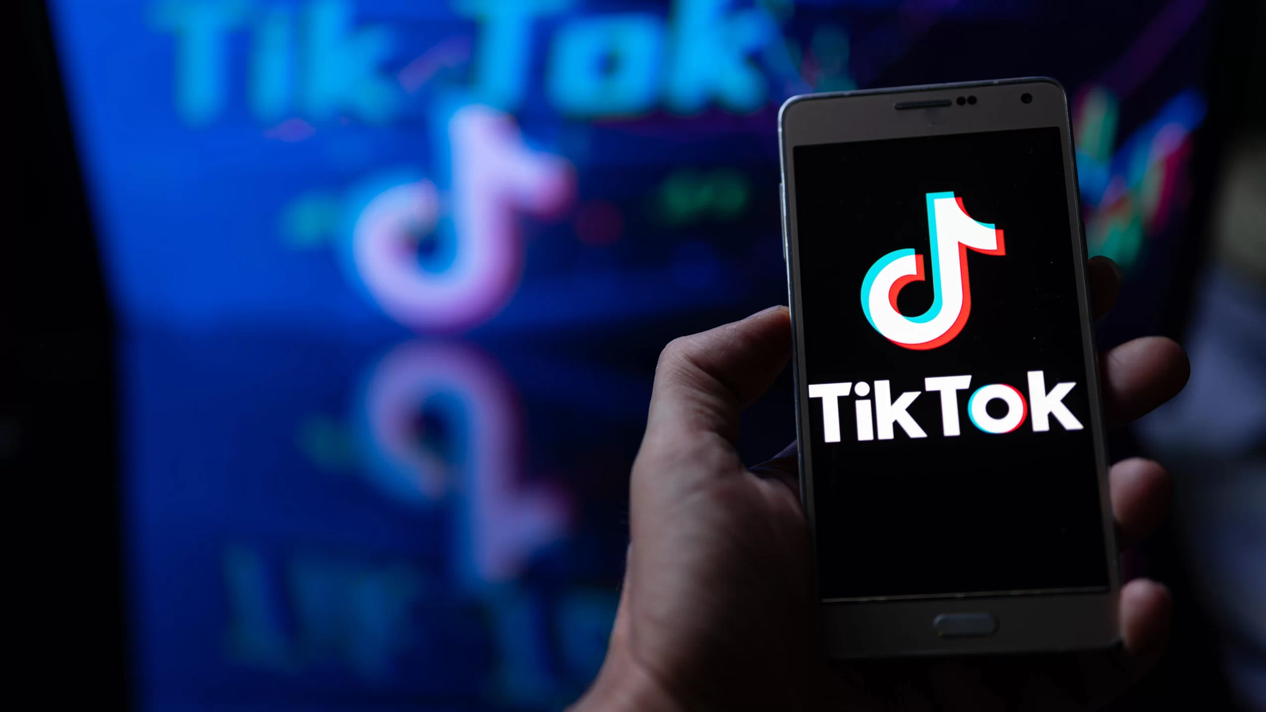  TikTok Yazindua Kipengele Kipya cha DMs Katika Matangazo ya Moja kwa Moja (LIVE)