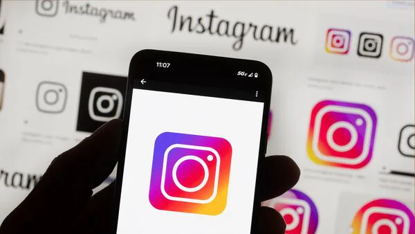  Instagram Yathibitisha Majaribio ya Kipengele Kipya cha Repost