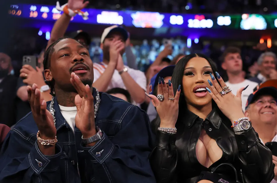  Cardi B Aibua Sintofahamu Baada ya Kufuta Picha za Stefon Diggs