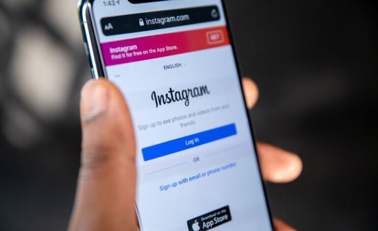  Instagram Yazindua Sehemu Mpya ya Kudhibiti Follow Requests