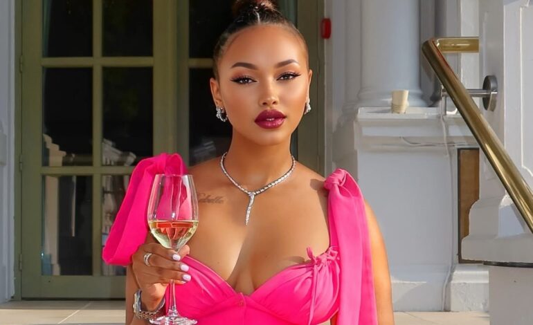  Huddah Monroe Azua Tetesi za Mahusiano na  Rapa Rick Ross