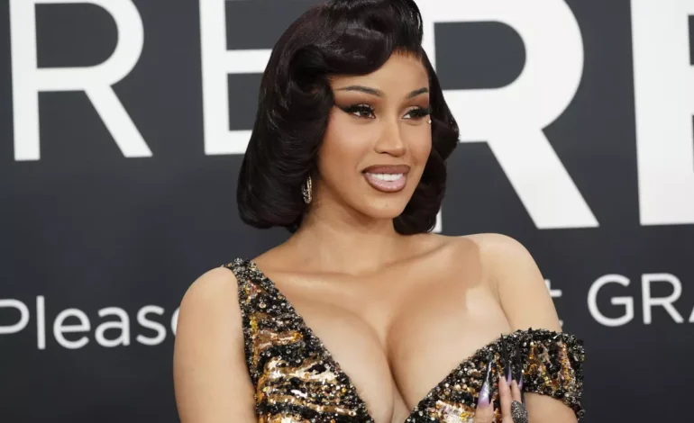  Rapa Cardi B Aahidi Kutii Sheria Zote za Saudi Arabia Kabla ya Show Riyadh